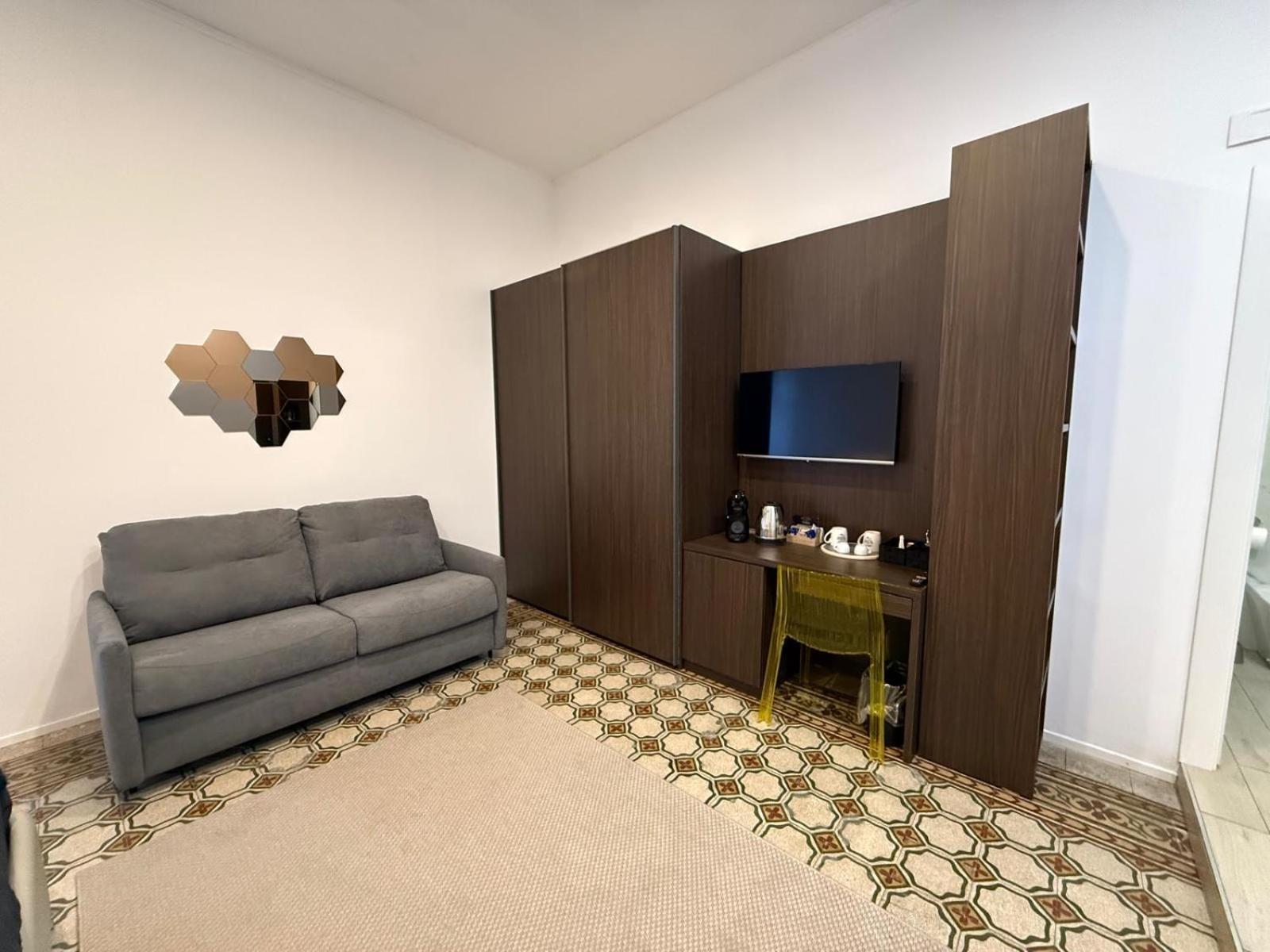 נאפולי La Piazza Suite מראה חיצוני תמונה